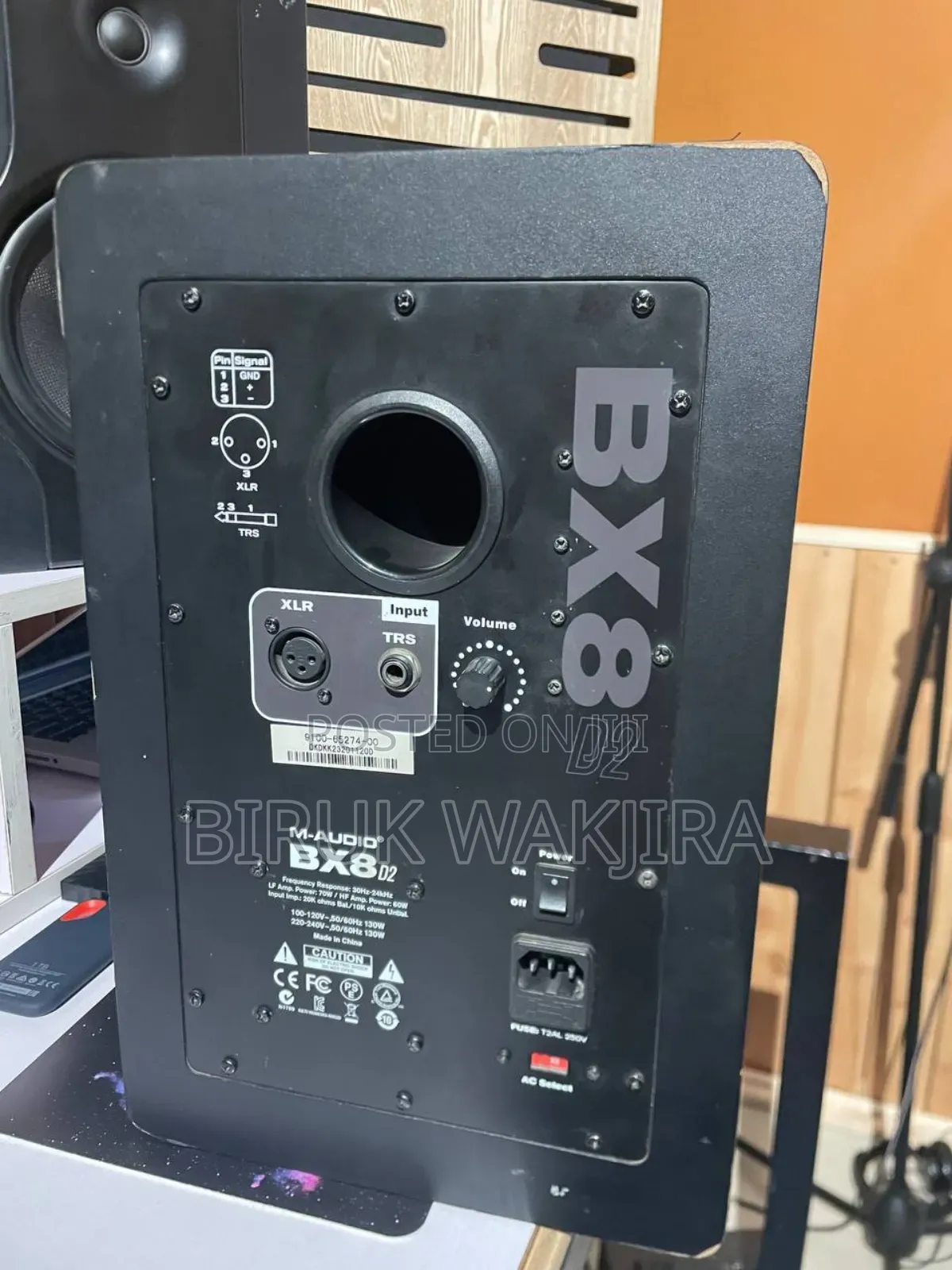 Bx8 Studio Monitor