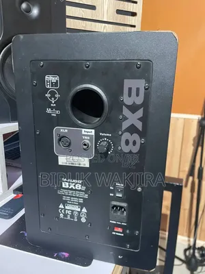Bx8 Studio Monitor