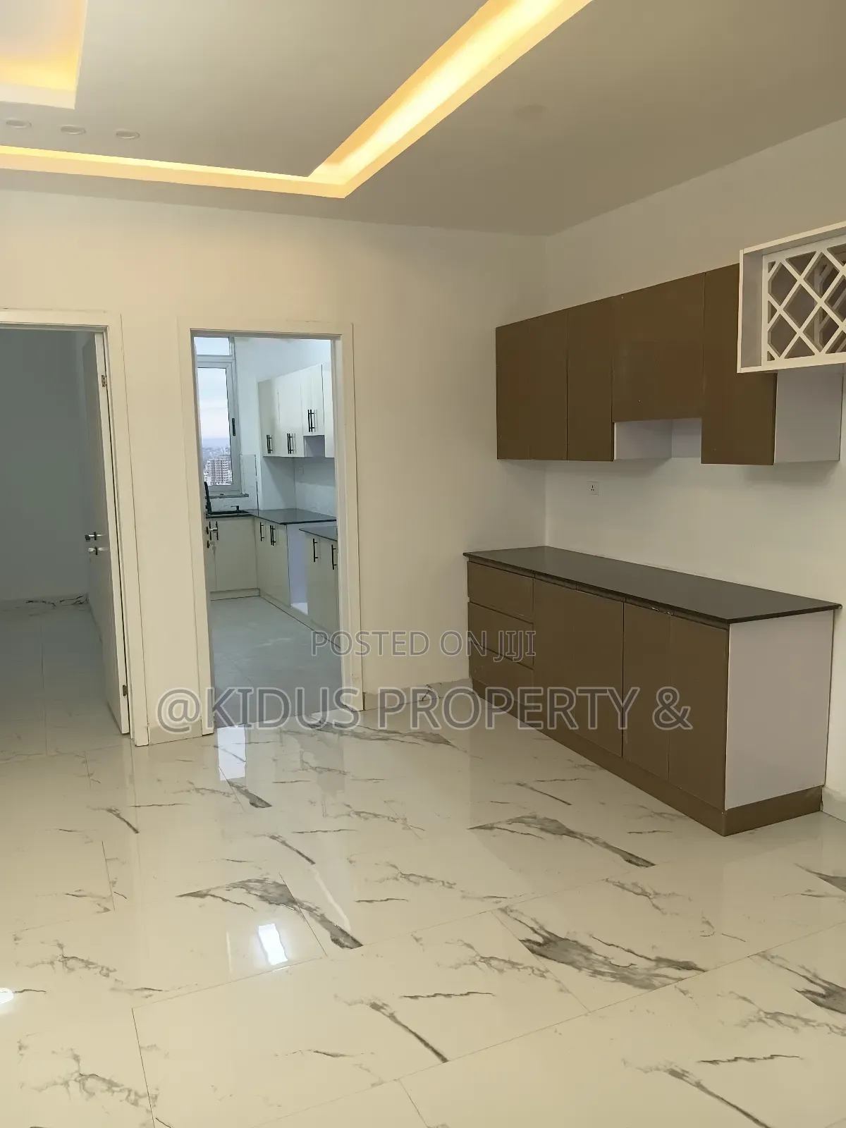 3bdrm Apartment in Jemo 1, Nifas Silk-Lafto for rent