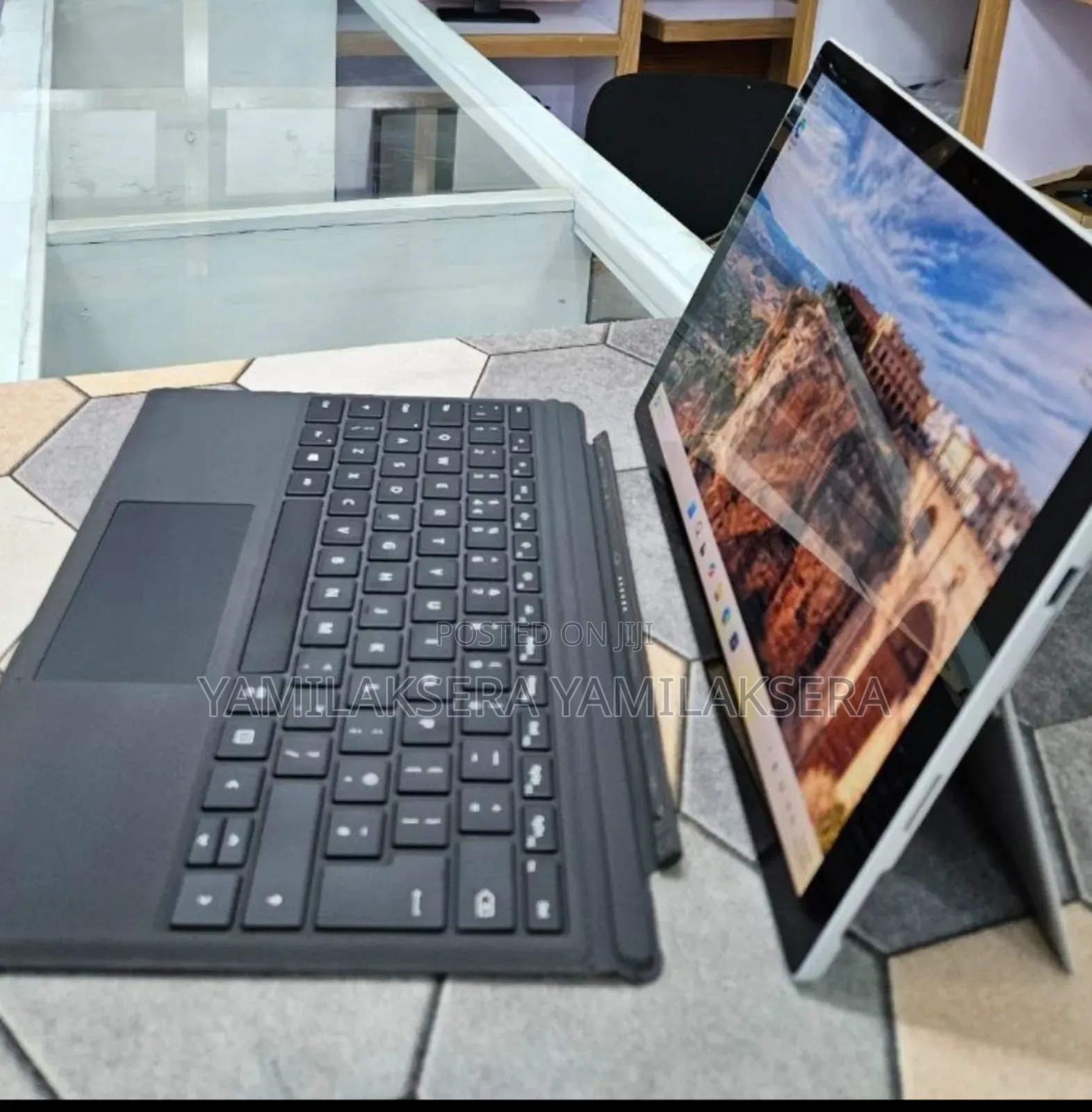 New Laptop Microsoft Surface Pro 7+ 16GB Intel Core i7 SSD 256GB