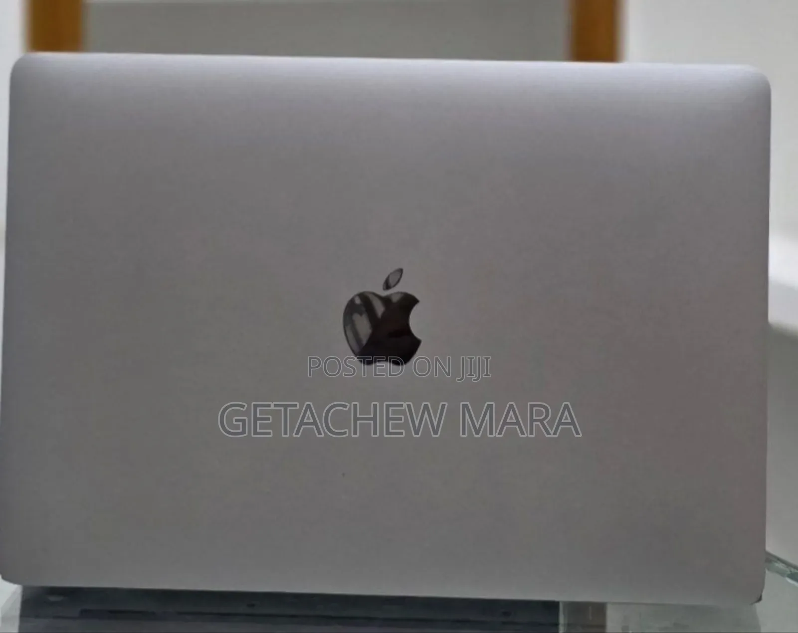 New Laptop Apple MacBook Air 2020 M1 8GB Apple M1 SSD 256GB