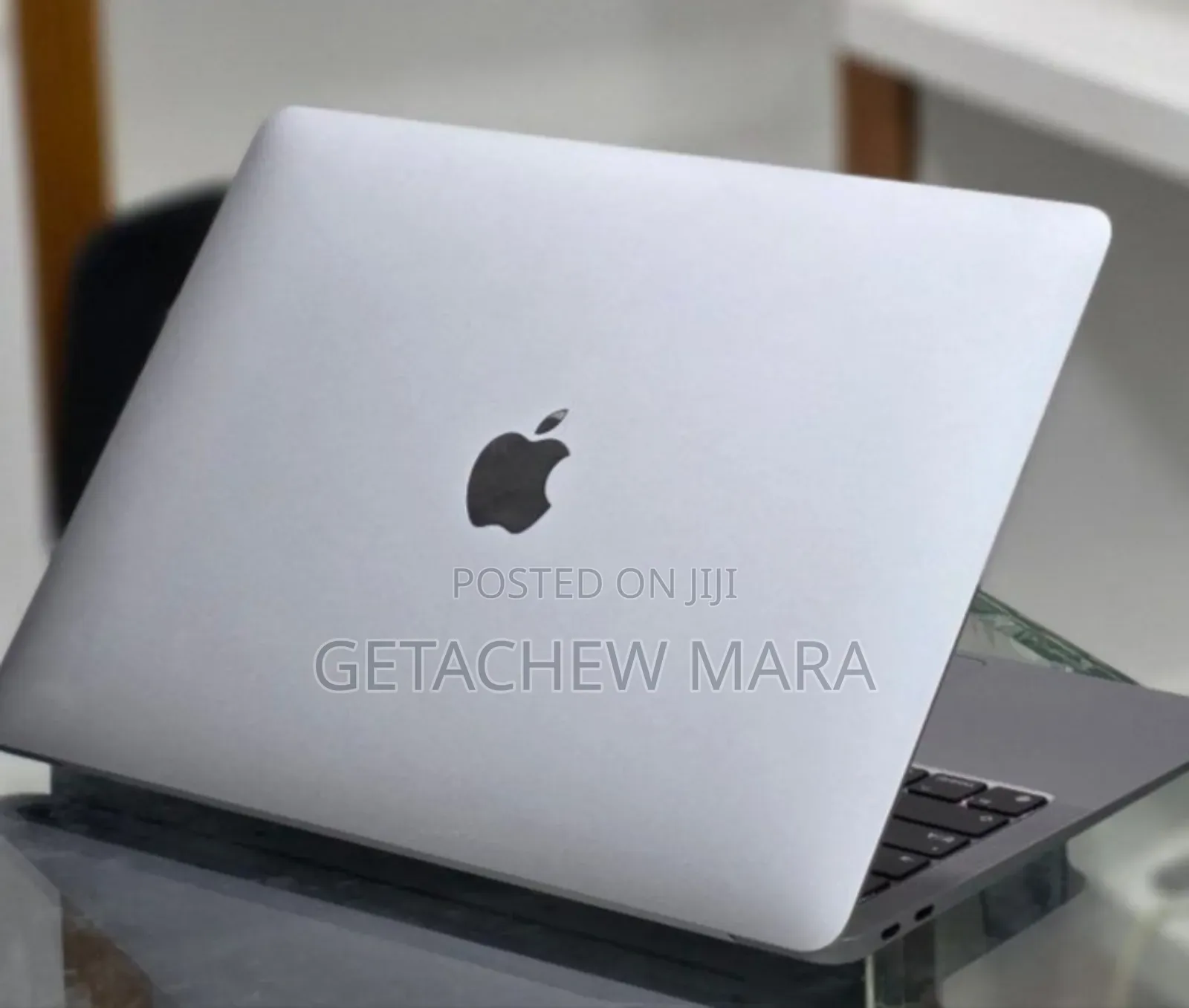 New Laptop Apple MacBook Air 2020 M1 8GB Apple M1 SSD 256GB