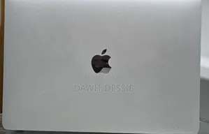 New Laptop Apple MacBook Air 2020 M1 8GB Apple M1 SSD 512GB