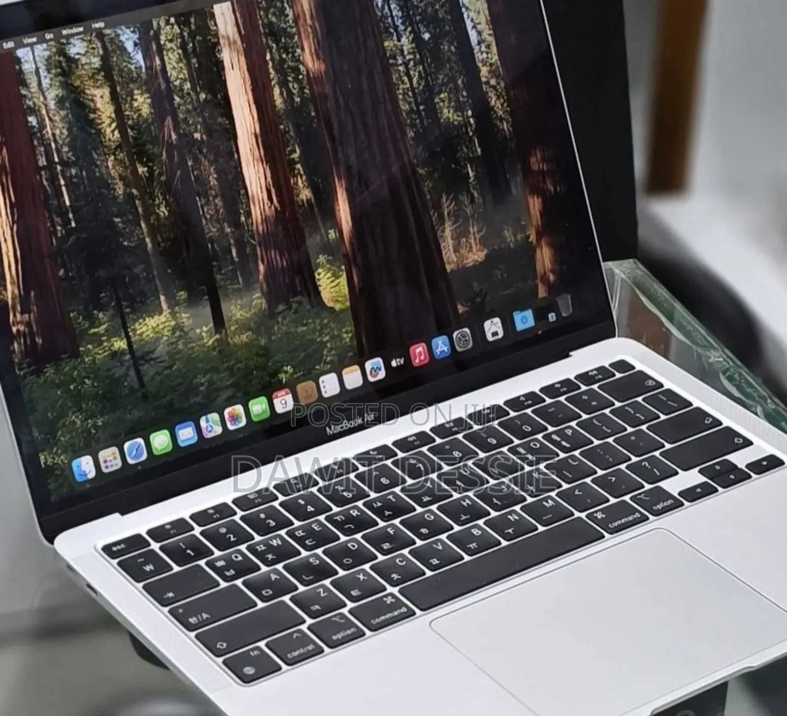 New Laptop Apple MacBook Air 2020 M1 8GB Apple M1 SSD 512GB
