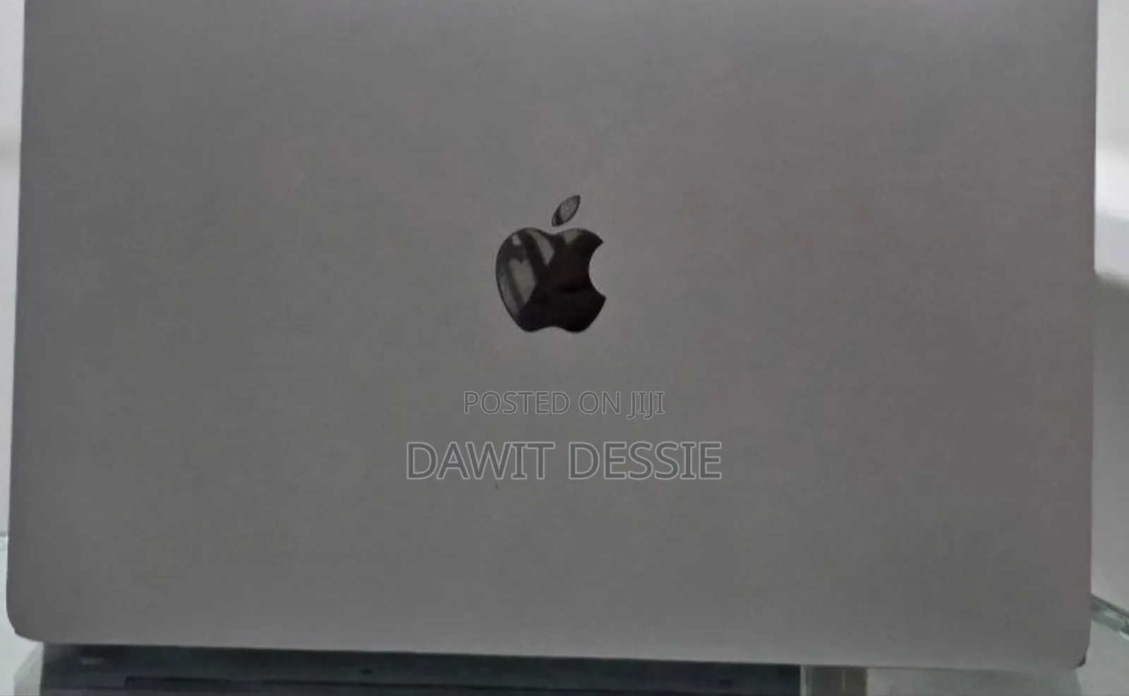 New Laptop Apple MacBook Air 2020 M1 8GB Apple M1 SSD 256GB