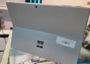 New Laptop Microsoft Surface Pro 7 16GB Intel Core i7 SSD 256GB