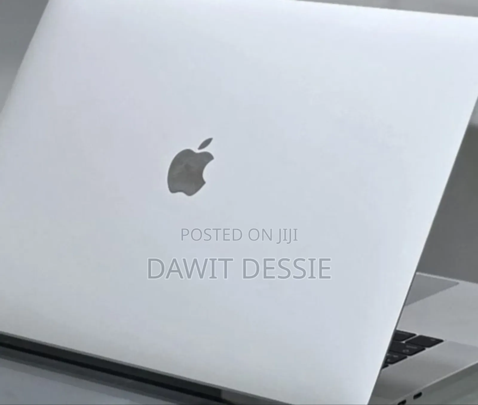 New Laptop Apple MacBook Pro 2016 16GB Intel Core i7 SSD 256GB