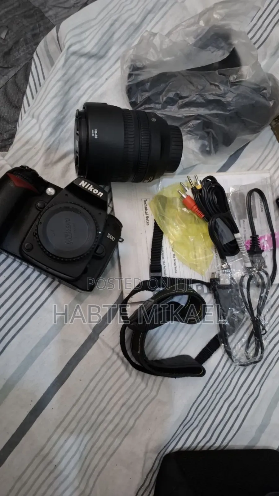 Nikon D90 Brand New 18-135 Lens