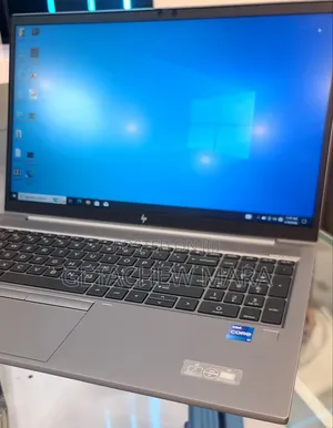 New Laptop HP ZBook 17 16GB Intel Core i7 SSD 512GB
