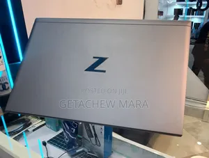 New Laptop HP ZBook 17 16GB Intel Core i7 SSD 512GB