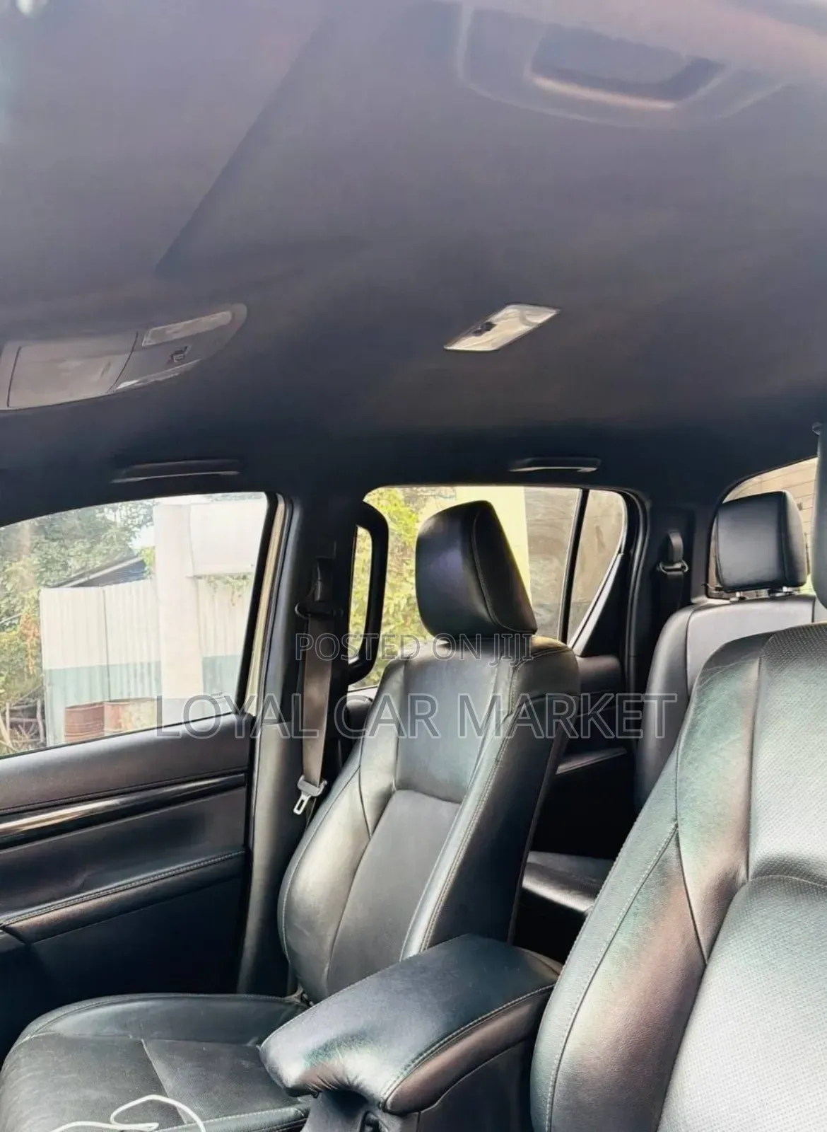 Toyota Hilux 2020 Ivory