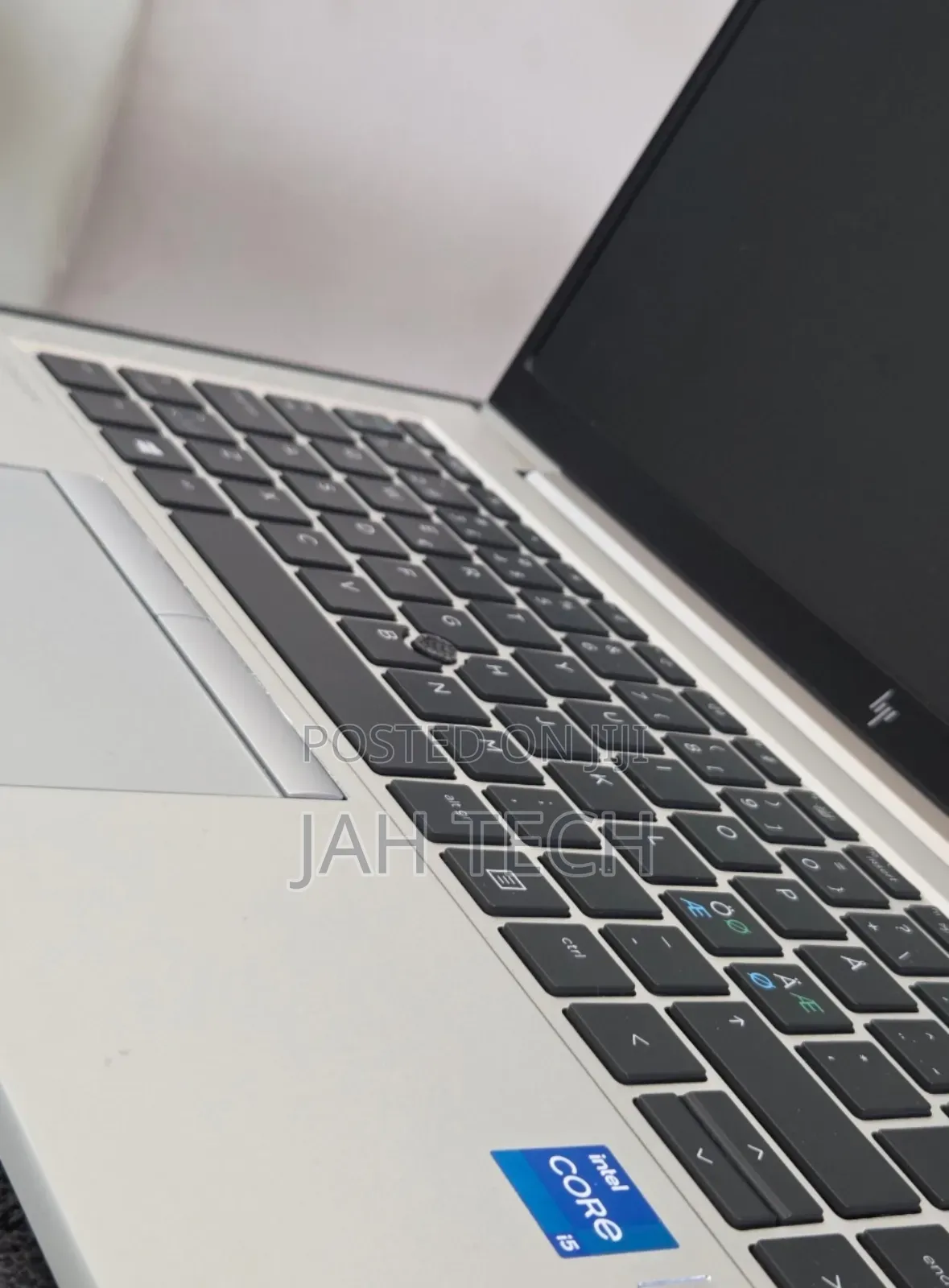 New Laptop HP EliteBook 840 G8 8GB Intel Core i5 SSD 512GB