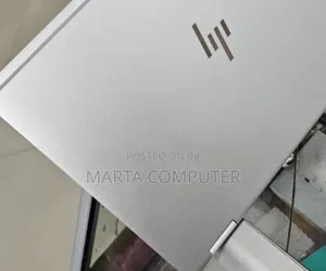 New Laptop HP EliteBook 1030 8GB Intel Core i5 SSD 256GB