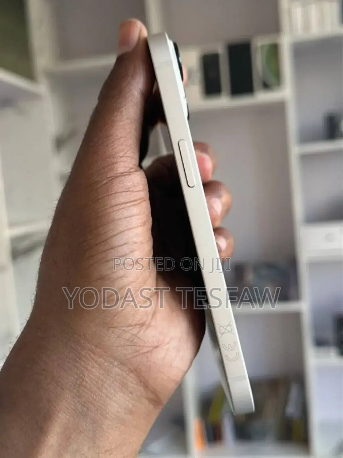 New Apple iPhone 13 128 GB White
