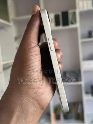 New Apple iPhone 13 128 GB White