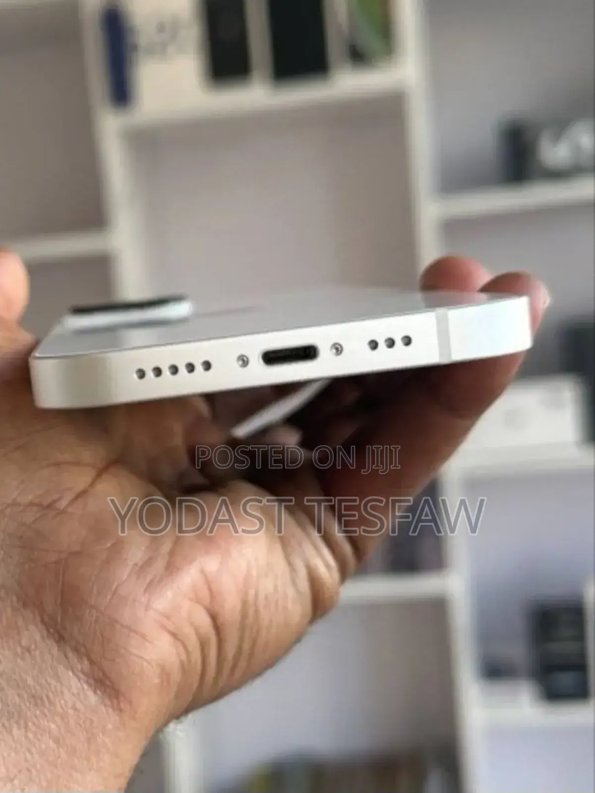 New Apple iPhone 13 128 GB White