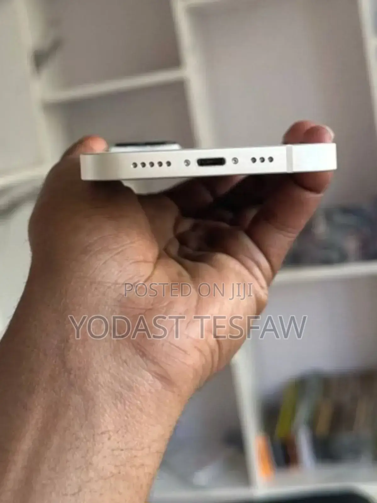 New Apple iPhone 13 128 GB White