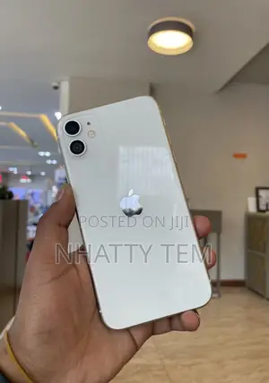 Apple iPhone 11 64 GB White