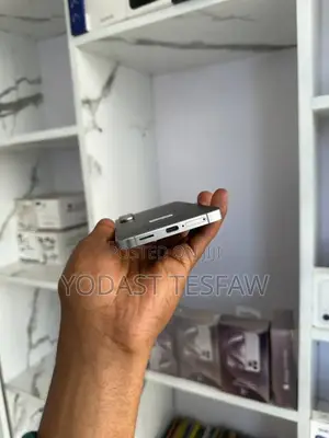 New Samsung Galaxy S25 256 GB