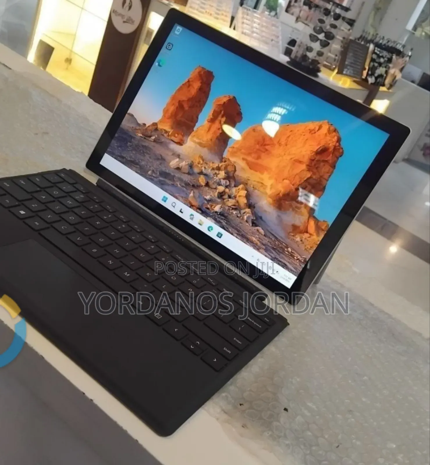 New Laptop Microsoft Surface Pro 7 16GB Intel Core i7 SSD 256GB