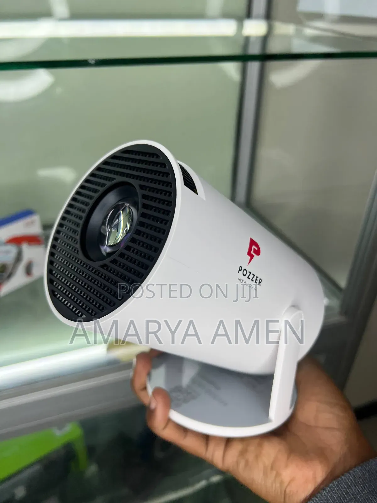 Pozzer 130-Inch Projector - አዲስ ዕቃ | Hy300