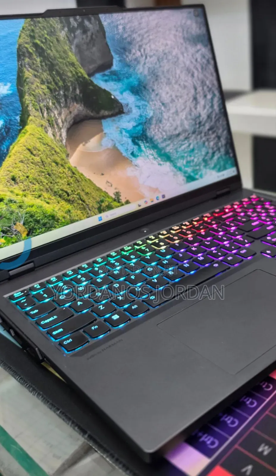 New Laptop Lenovo Legion Pro 7 48GB Intel Core i9 SSD 1T