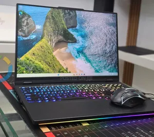 New Laptop Lenovo Legion Pro 7 48GB Intel Core i9 SSD 1T