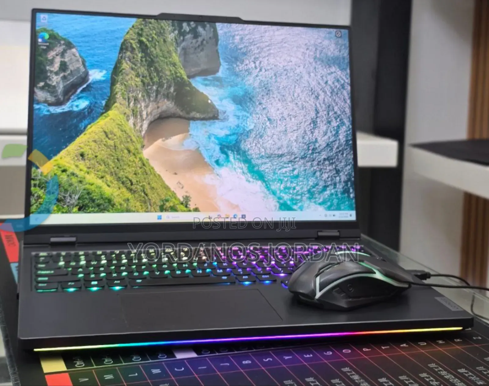 New Laptop Lenovo Legion Pro 7 48GB Intel Core i9 SSD 1T