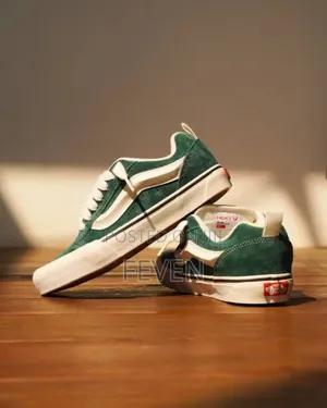 Vans Knu Skool