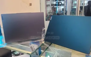 New Laptop Lenovo 16GB SSD 512GB
