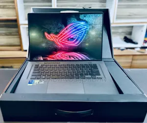 New Laptop Asus ROG Zephyrus G16 32GB Intel Core i9 SSD 1T