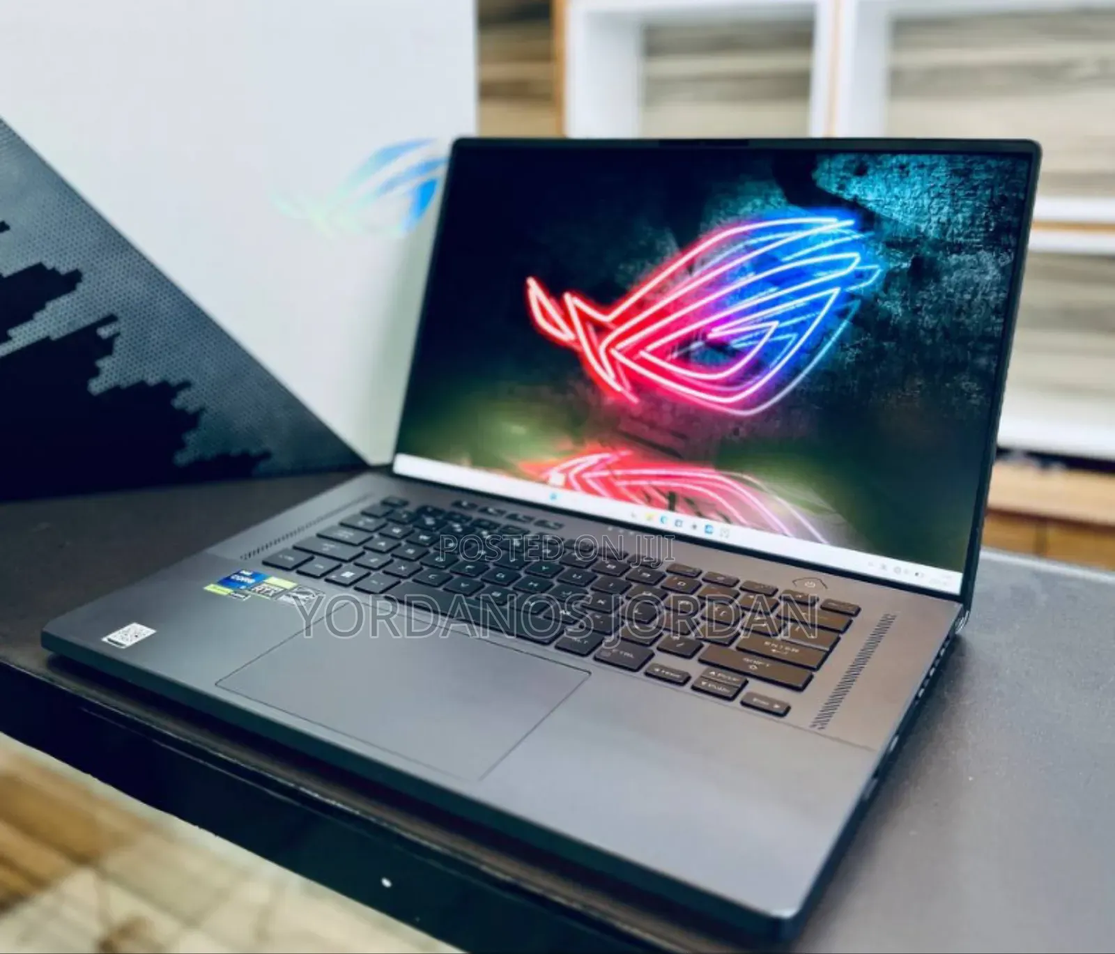 New Laptop Asus ROG Zephyrus G16 32GB Intel Core i9 SSD 1T