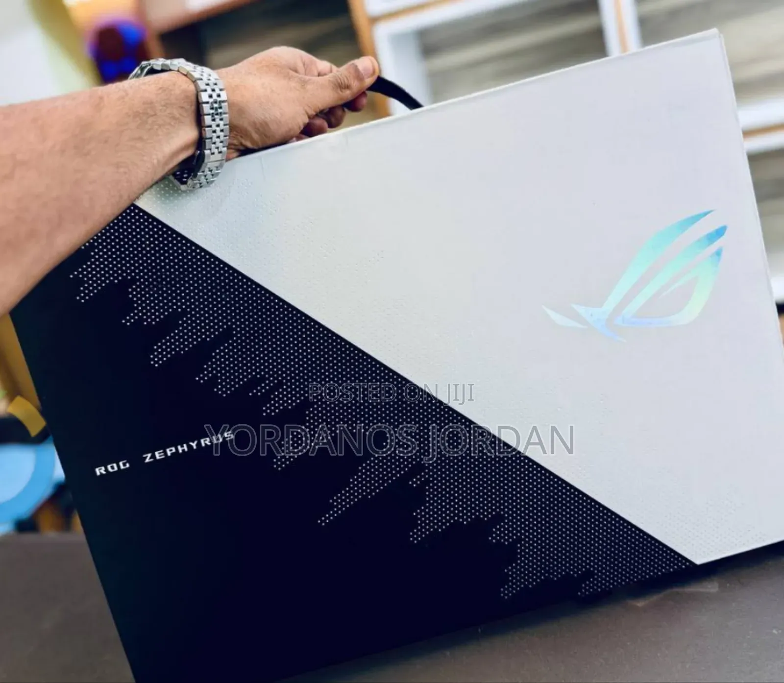 New Laptop Asus ROG Zephyrus G16 32GB Intel Core i9 SSD 1T
