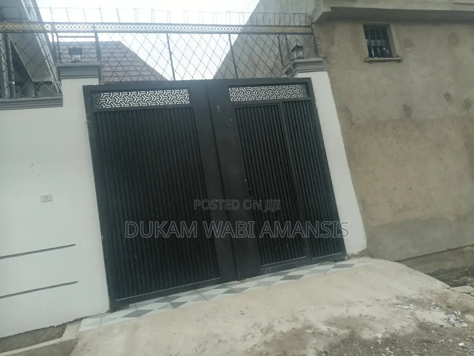 Furnished 10bdrm House in Dukam, East Shewa for sale
