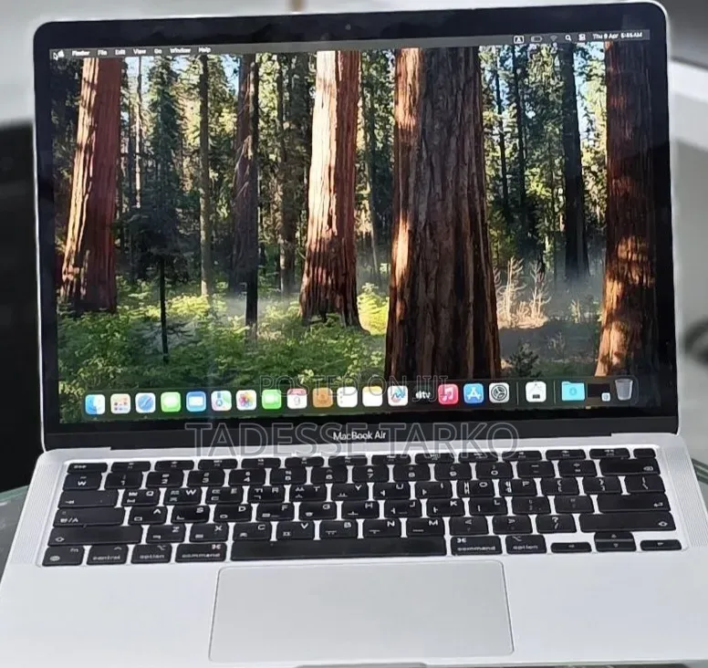 New Laptop Apple MacBook Air 2020 M1 8GB Apple M1 SSD 512GB