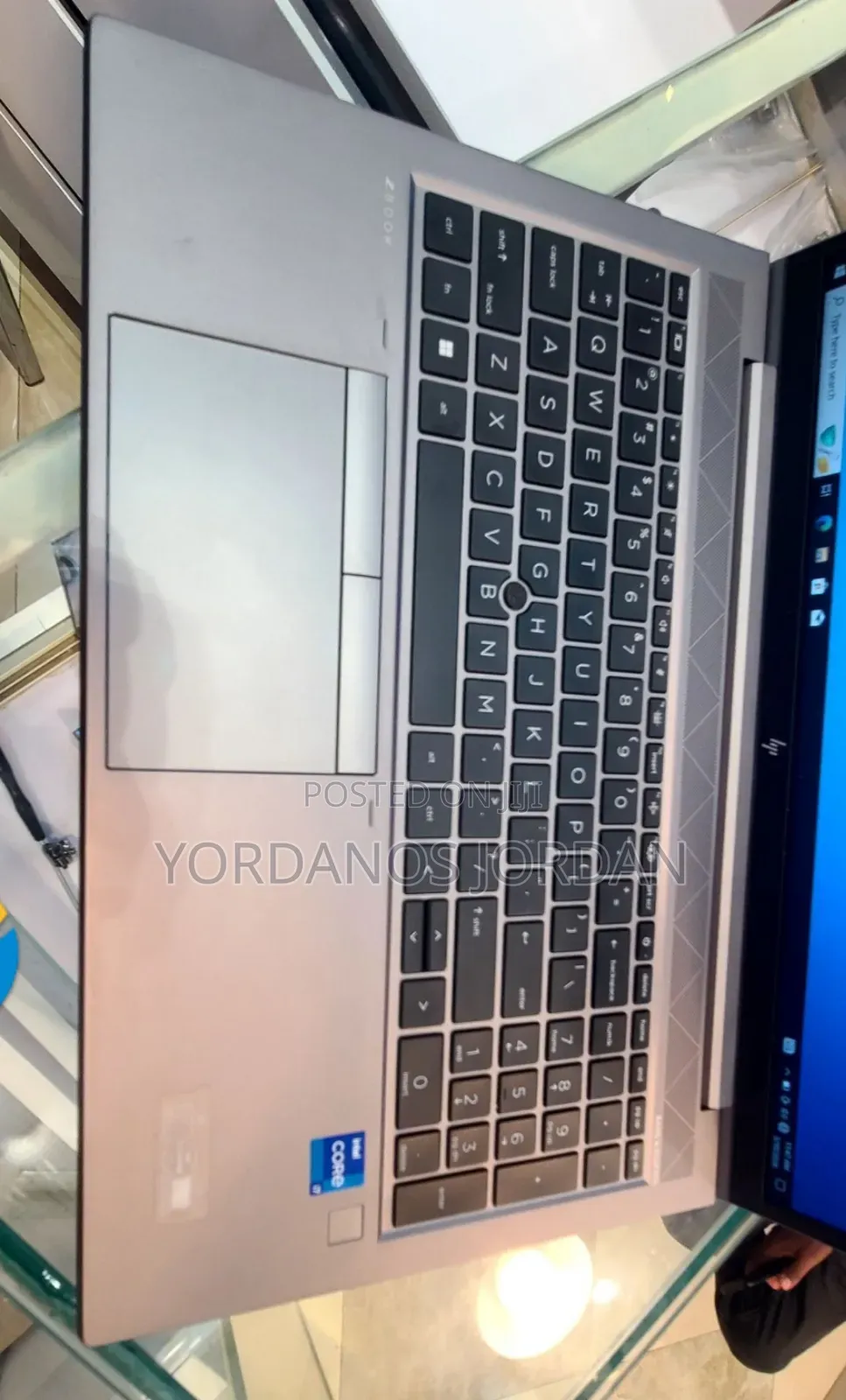 New Laptop HP ZBook Firefly G8 16GB Intel Core i7 SSD 512GB