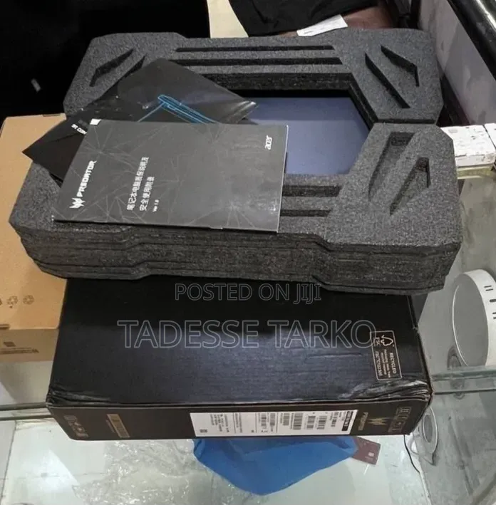 New Laptop Acer Predator Helios Neo 16 16GB Intel Core Ultra 9 SSD 1T