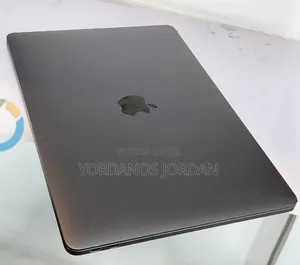 New Laptop Apple MacBook Pro 2017 8GB Intel Core i5 SSD 256GB