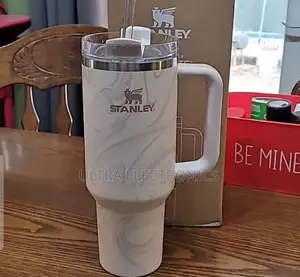 Stanley Quencher H2.0 Flowstate Tumbler In A Swirl Pattern, Likely