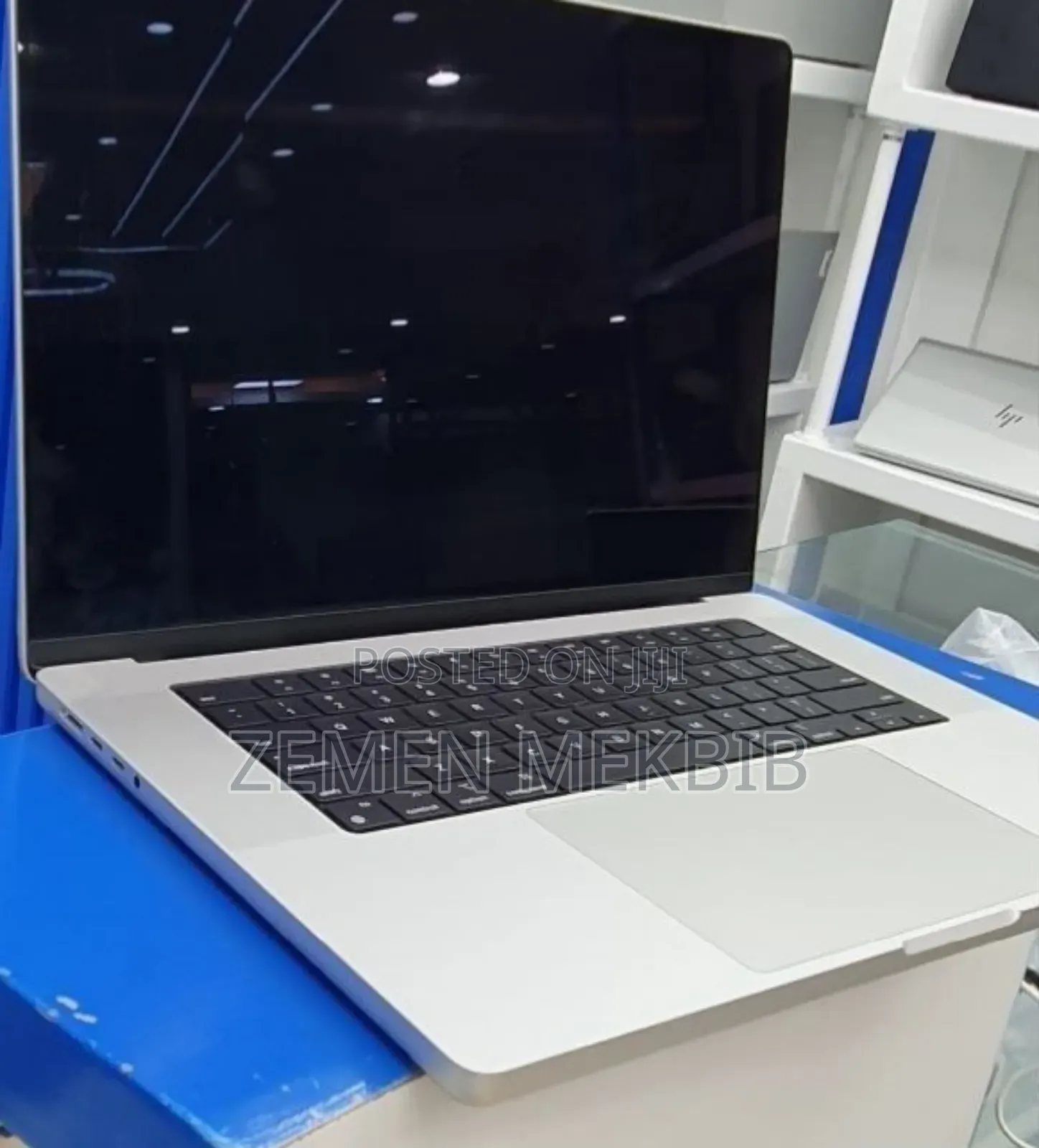 New Laptop Apple MacBook Pro 2021 M1 16GB Apple M1 Pro SSD 512GB