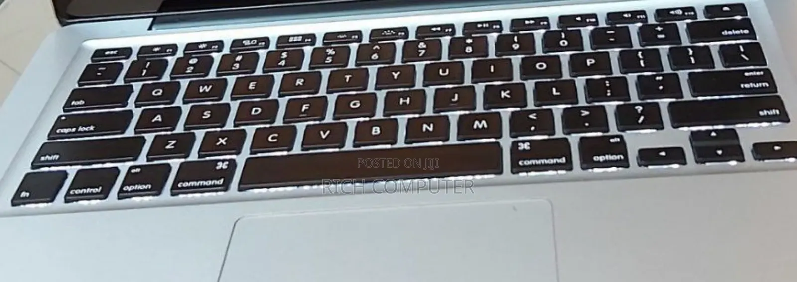 New Laptop Apple MacBook 2012 4GB Intel Core i5 SSD 128GB
