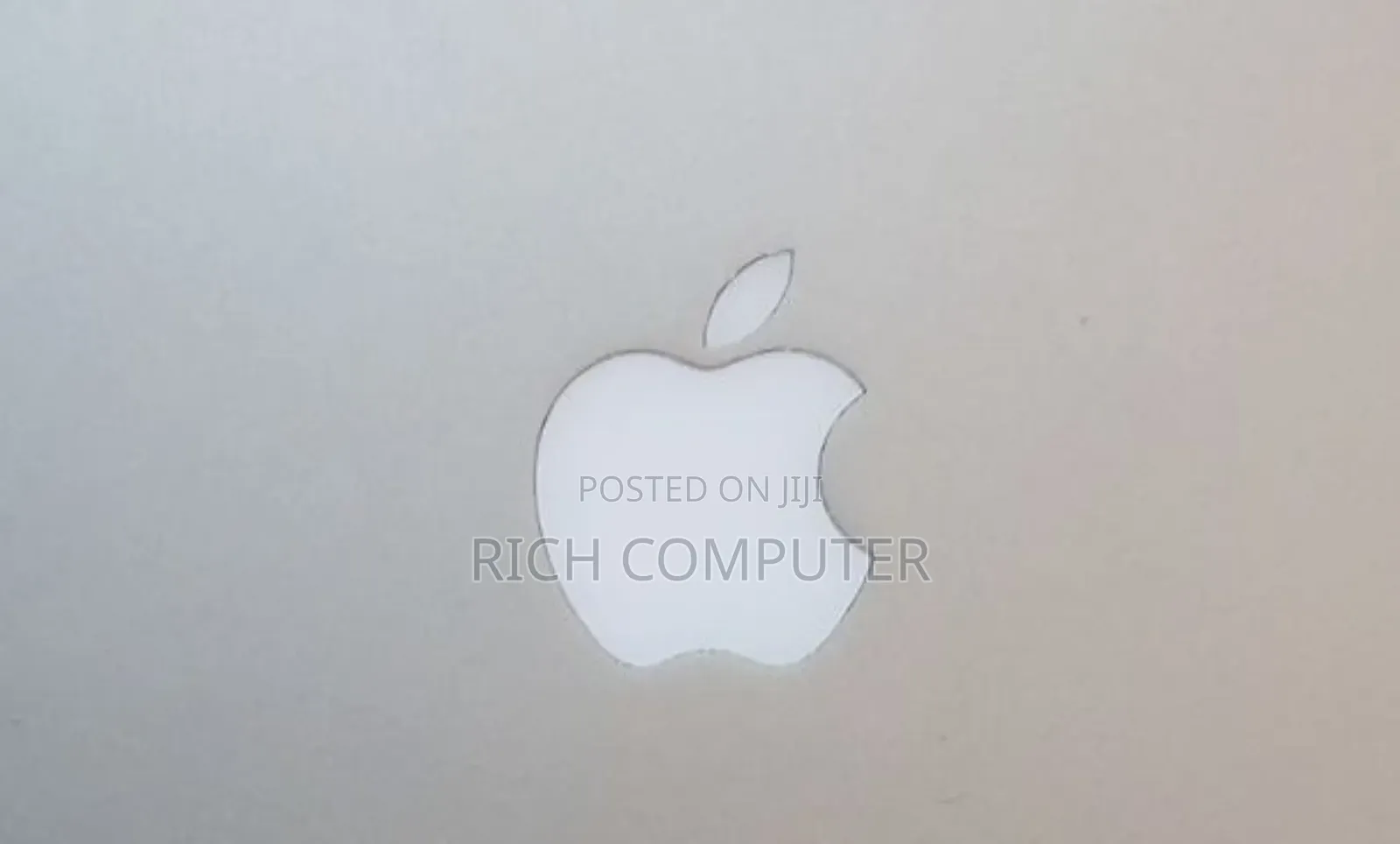 New Laptop Apple MacBook 2012 4GB Intel Core i5 SSD 128GB