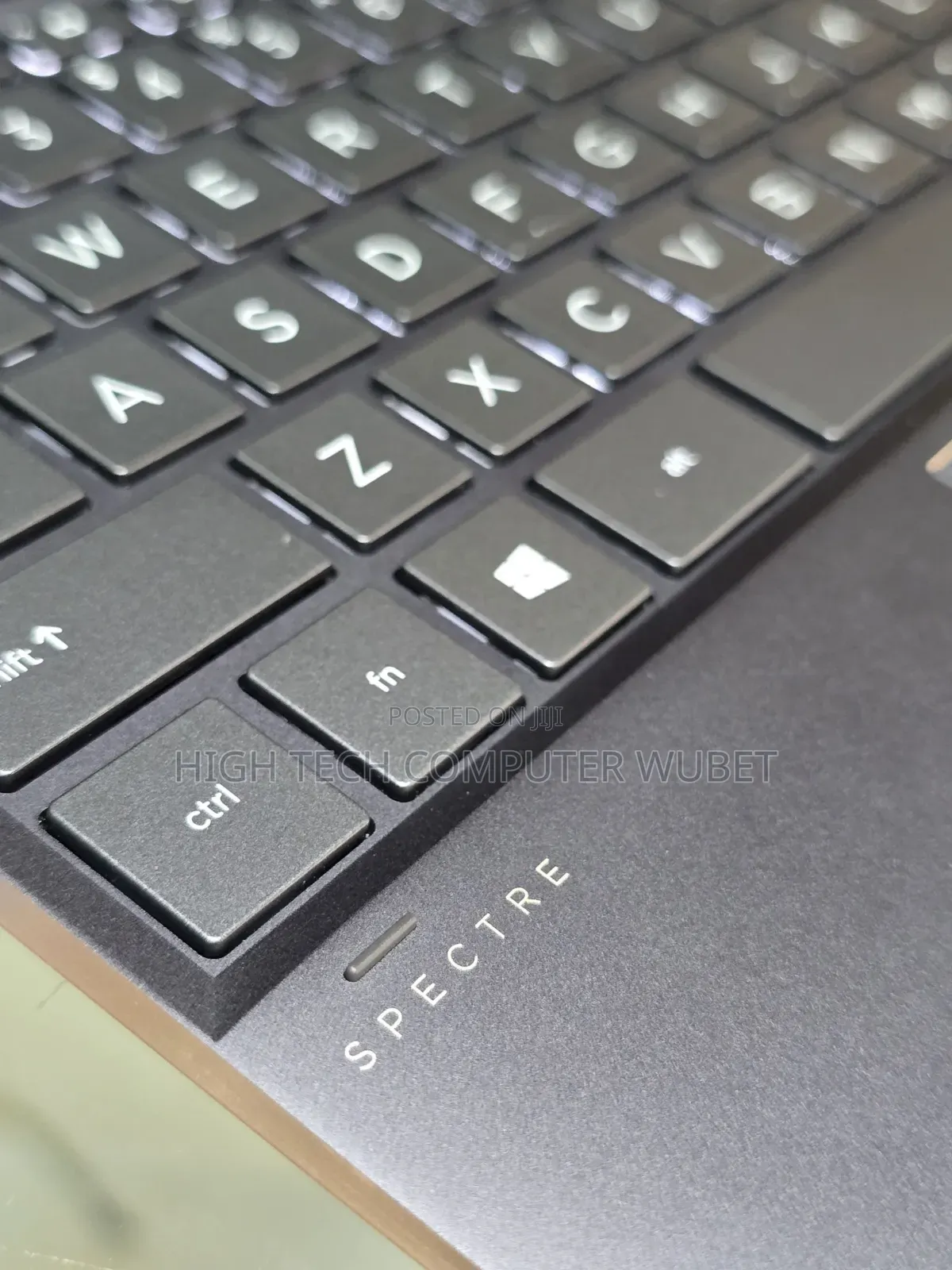 New Laptop HP Spectra 13 16GB Intel Core i7 SSD 1T