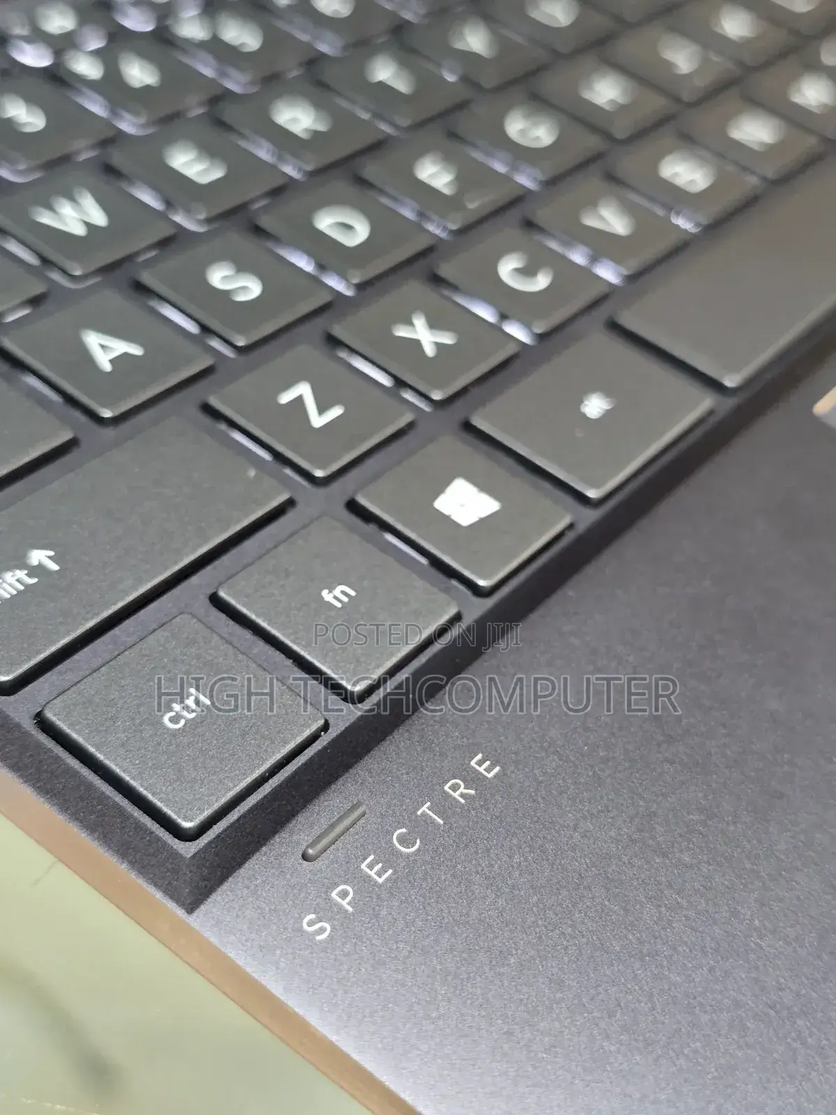 New Laptop HP Spectra 13 16GB Intel Core i7 SSD 1T