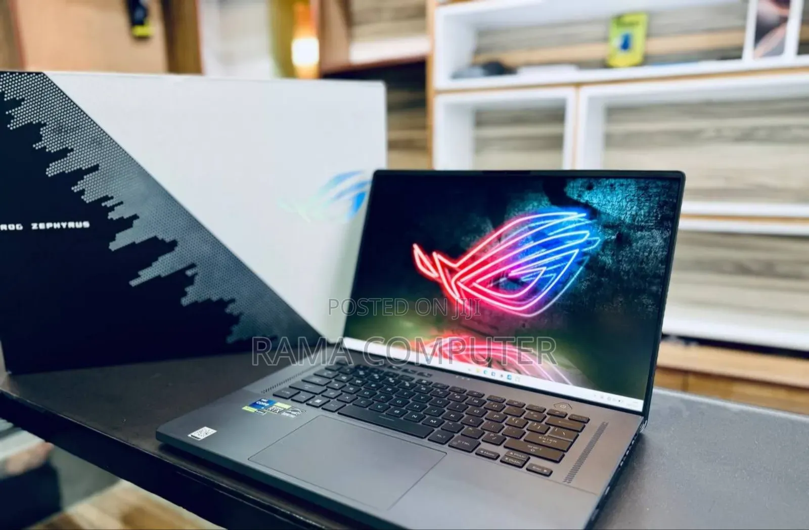 New Laptop Asus ROG Zephyrus G16 32GB Intel Core i9 SSD 1T