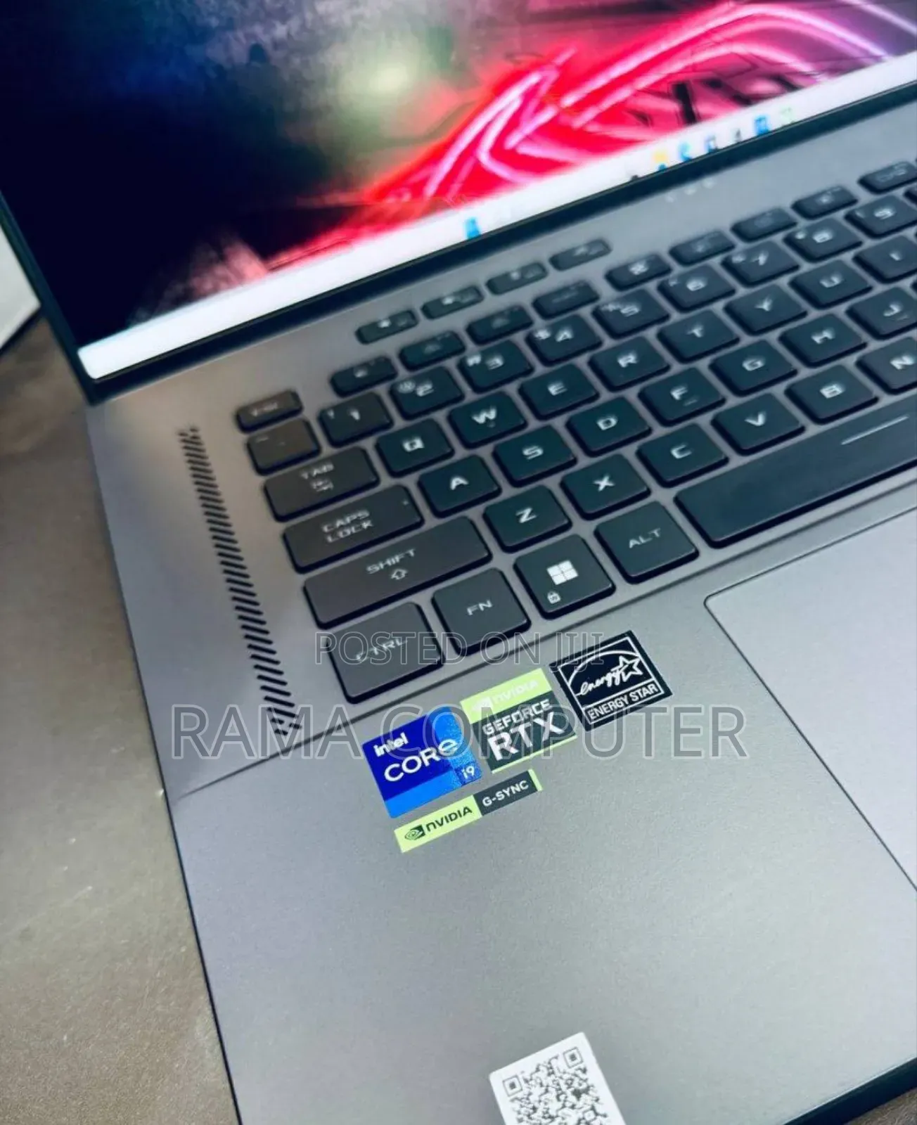 New Laptop Asus ROG Zephyrus G16 32GB Intel Core i9 SSD 1T