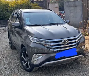Toyota Rush 2022 Gray