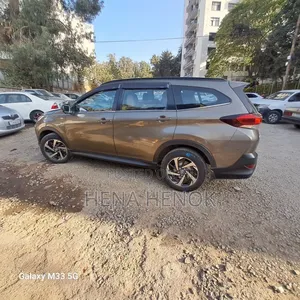 Toyota Rush 2022 Gray