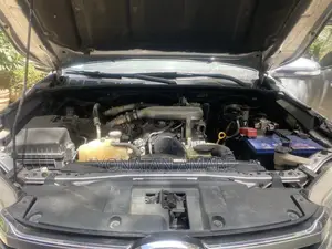 Toyota Hilux 2016 Silver