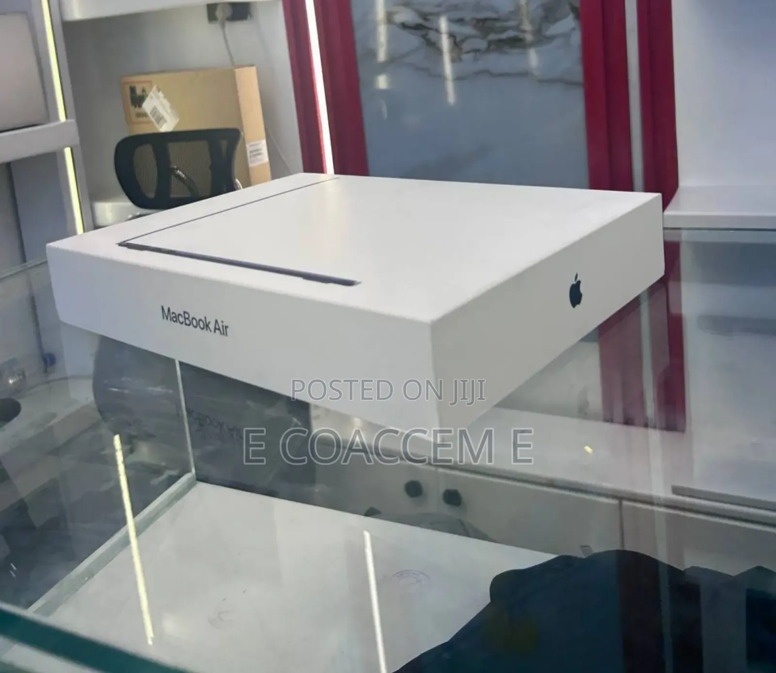 New Laptop Apple MacBook 16GB Apple M5 SSD 512GB